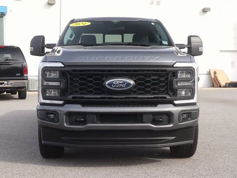 Used 2024 Ford F250 XL w/ STX Appearance Package image 2