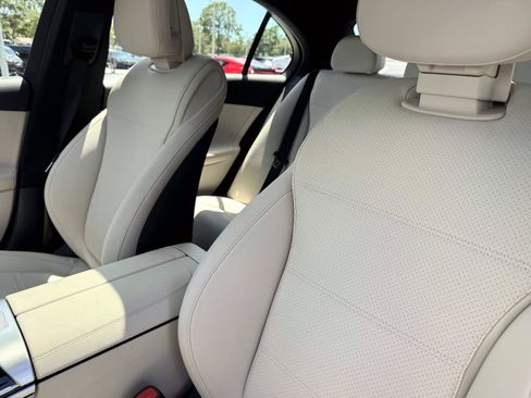 Certified 2025 Mercedes-Benz C 300 Sedan image 21