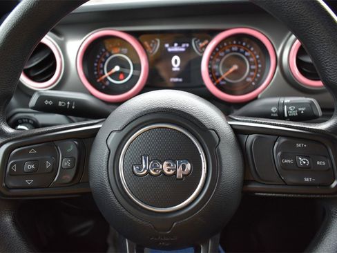 Used 2021 Jeep Wrangler Unlimited Sport image 18