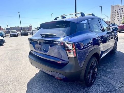 New 2025 Nissan Kicks SR image 7