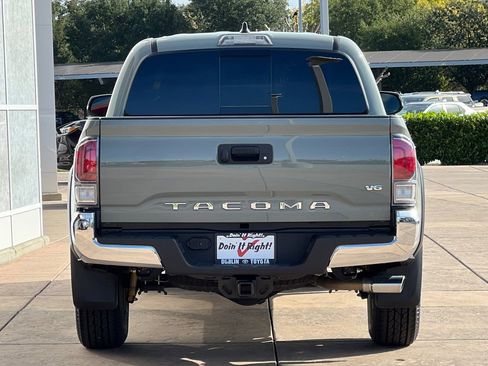 Certified 2023 Toyota Tacoma TRD Off-Road image 6