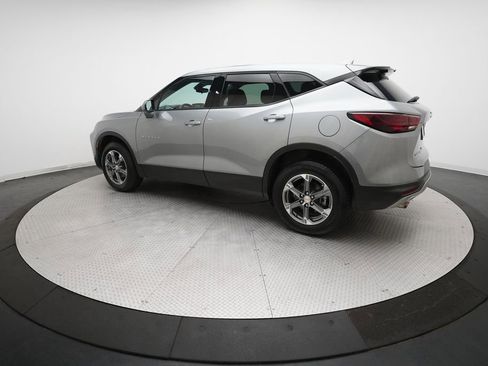 Used 2025 Chevrolet Blazer LT image 32