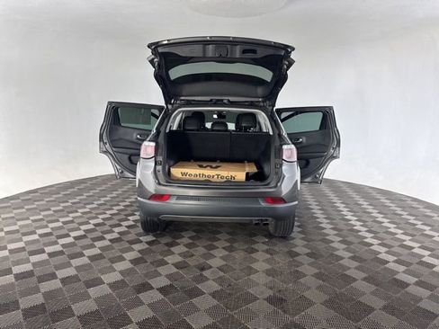 Used 2019 Jeep Compass Limited image 19