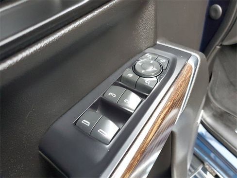 Used 2020 Chevrolet Silverado 1500 High Country w/ Technology Package image 74