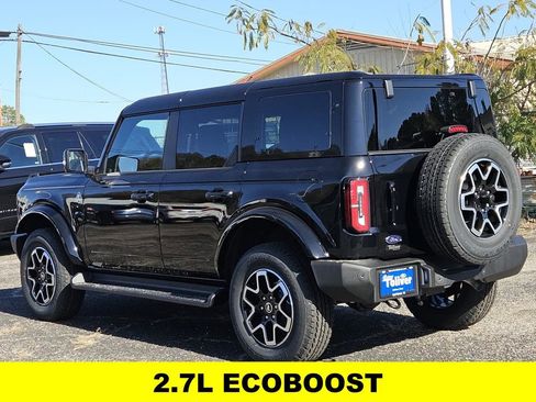 New 2025 Ford Bronco Outer Banks image 7