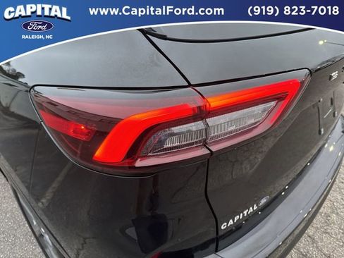 Certified 2024 Ford Escape ST-Line w/ Tech Pack #1 image 15