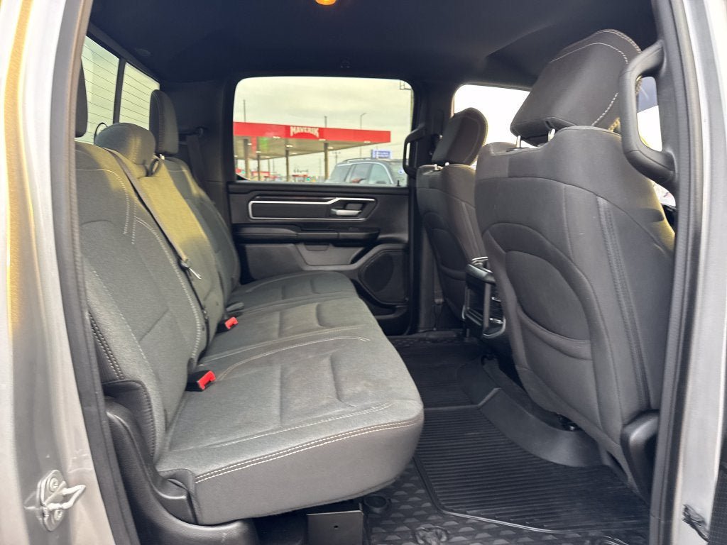 Used 2022 RAM 1500 Big Horn AWD/4WD image 13