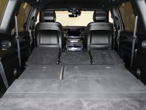 Used 2024 Jeep Wagoneer L Series II w/ Flexible Seating Group image 69