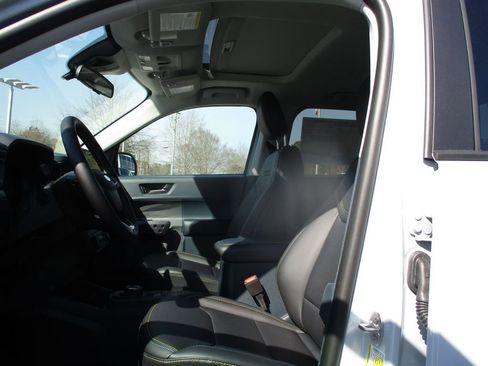 New 2026 Ford Maverick Lobo image 16