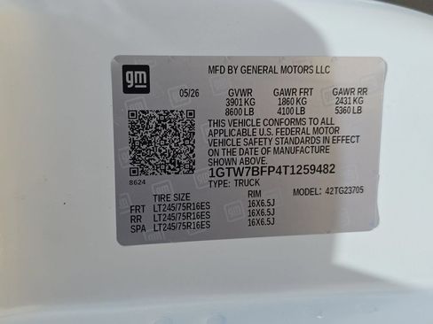 New 2026 GMC Savana 2500 Extended w/ Driver Convenience Package RWD image 30