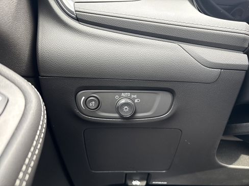 Used 2024 Buick Encore GX Sport Touring w/ Comfort Package image 29