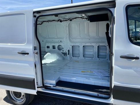 New 2026 Ford Transit 250 Low Roof image 23