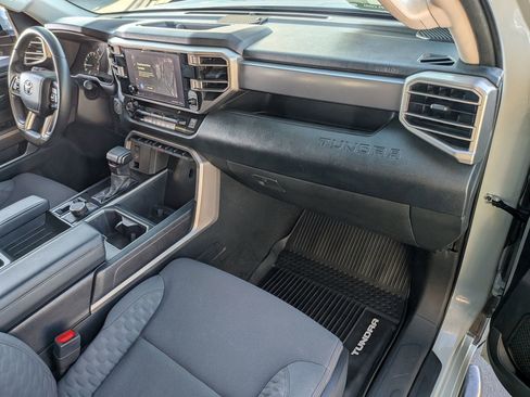 Used 2022 Toyota Tundra SR5 image 31