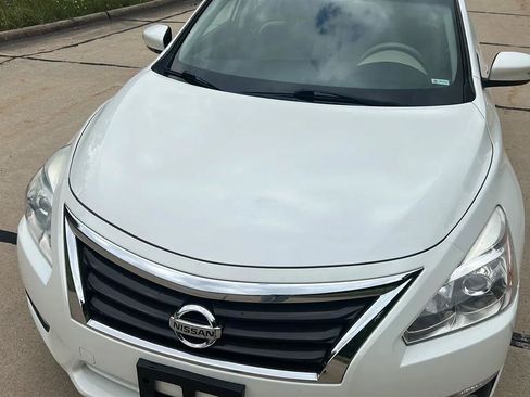 Used 2015 Nissan Altima 2.5 SV w/ Convenience Package FWD image 18