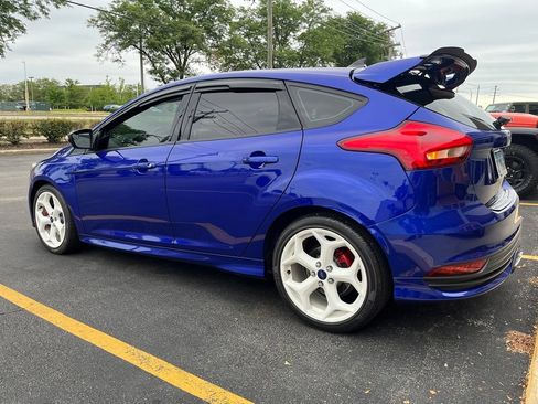 Used 2015 Ford Focus ST FWD image 7