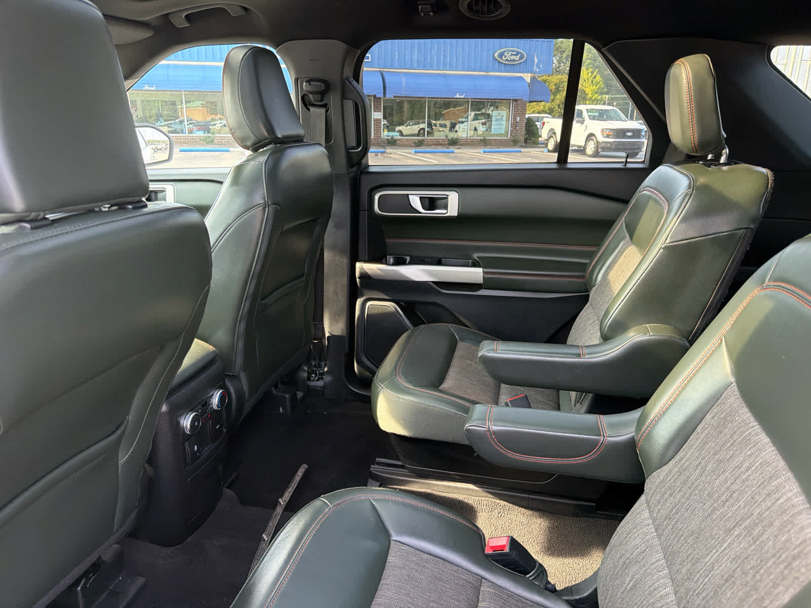 Used 2022 Ford Explorer Timberline AWD/4WD image 10