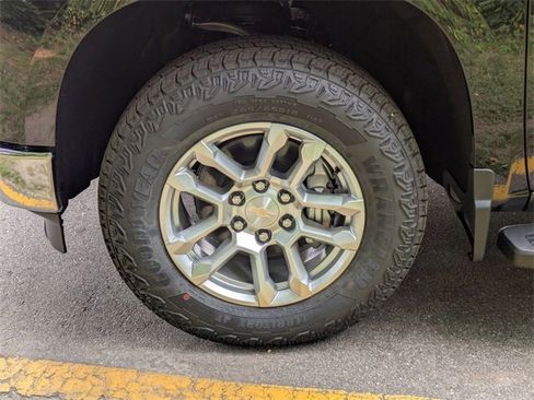 New 2025 Chevrolet Silverado 1500 LT image 7