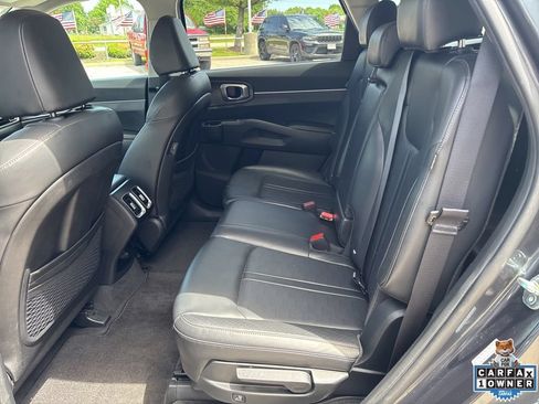 Used 2024 Kia Sorento S FWD image 38