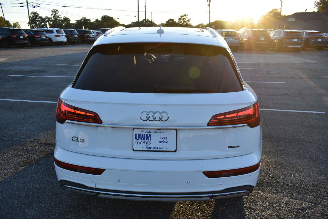 Used 2021 Audi Q5 2.0T Premium w/ Convenience Package AWD/4WD image 7