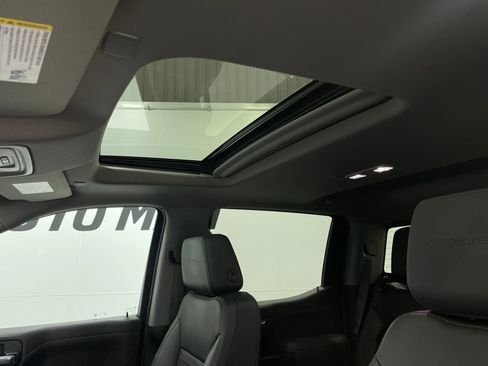 Used 2020 GMC Sierra 1500 Denali w/ Denali Ultimate Package AWD/4WD image 12