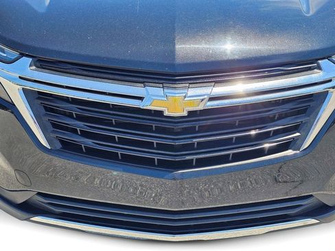 Used 2024 Chevrolet Equinox LT AWD/4WD image 3