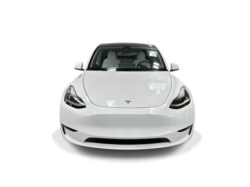 Certified 2023 Tesla Model Y Long Range AWD/4WD image 2
