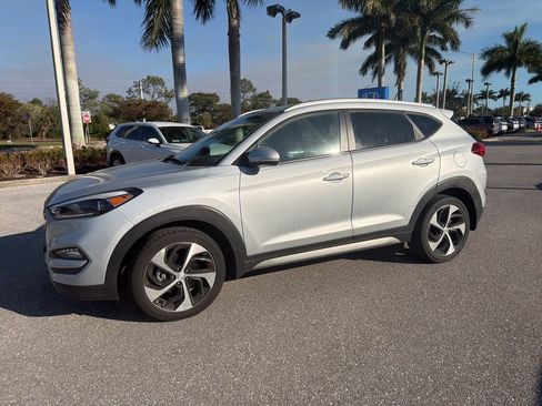 Used 2017 Hyundai Tucson Sport w/ Cargo Package image 13