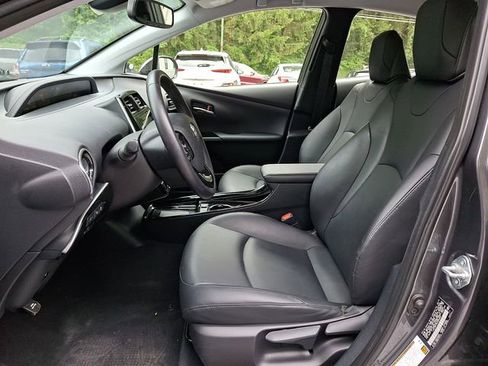 Used 2019 Toyota Prius XLE w/ Advanced Technology Package AWD/4WD image 15