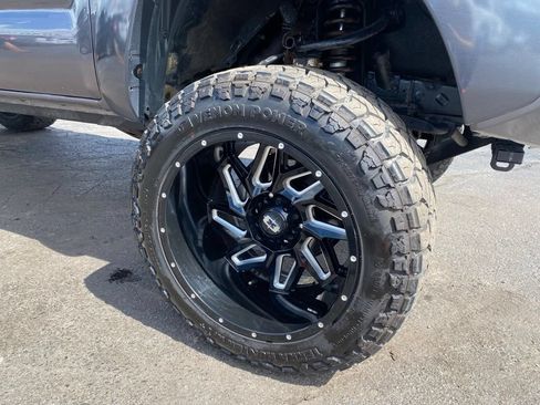 Used 2015 Toyota Tacoma 4x4 Double Cab image 30