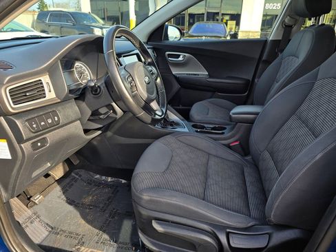 Used 2019 Kia Niro LX image 24
