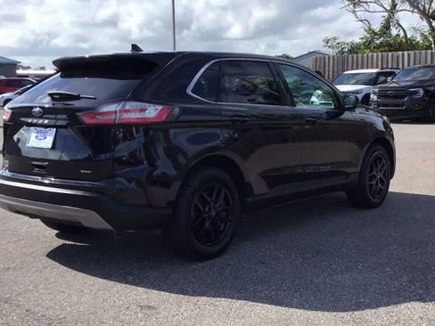 Certified 2022 Ford Edge SEL image 5