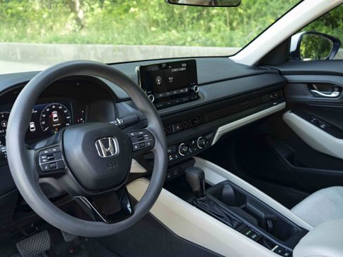 Used 2024 Honda Accord LX image 16
