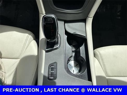 Used 2018 Cadillac XT5 Luxury w/ Driver Awareness Package image 15