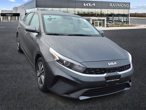 Certified 2023 Kia Forte LXS w/ LXS Technology Package image 9