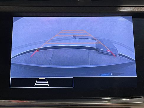 Used 2023 Buick Encore GX Preferred w/ Cold Weather Comfort Package image 4