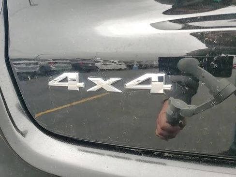 Used 2023 Jeep Compass Limited w/ Elite Group image 7