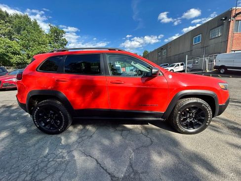 Used 2021 Jeep Cherokee Trailhawk w/ Sun, Sound & Nav Group AWD/4WD image 6