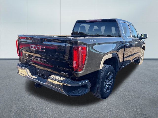 Used 2026 GMC Sierra 1500 SLT AWD/4WD image 3