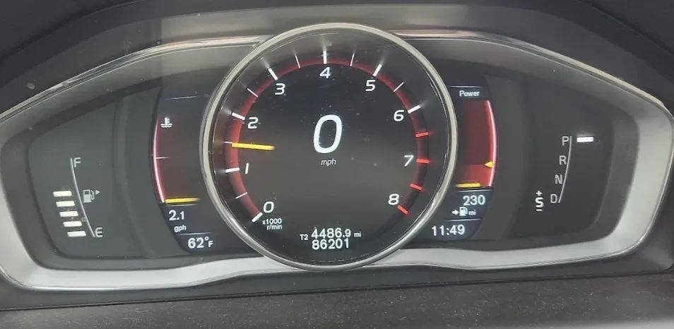 Used 2015 Volvo XC60 T5 AWD/4WD image 5
