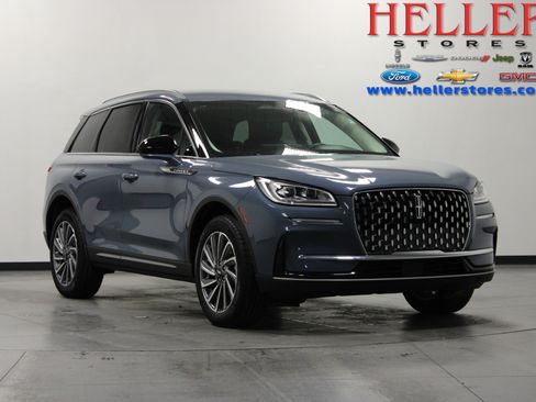 Used 2024 Lincoln Corsair Reserve image 1