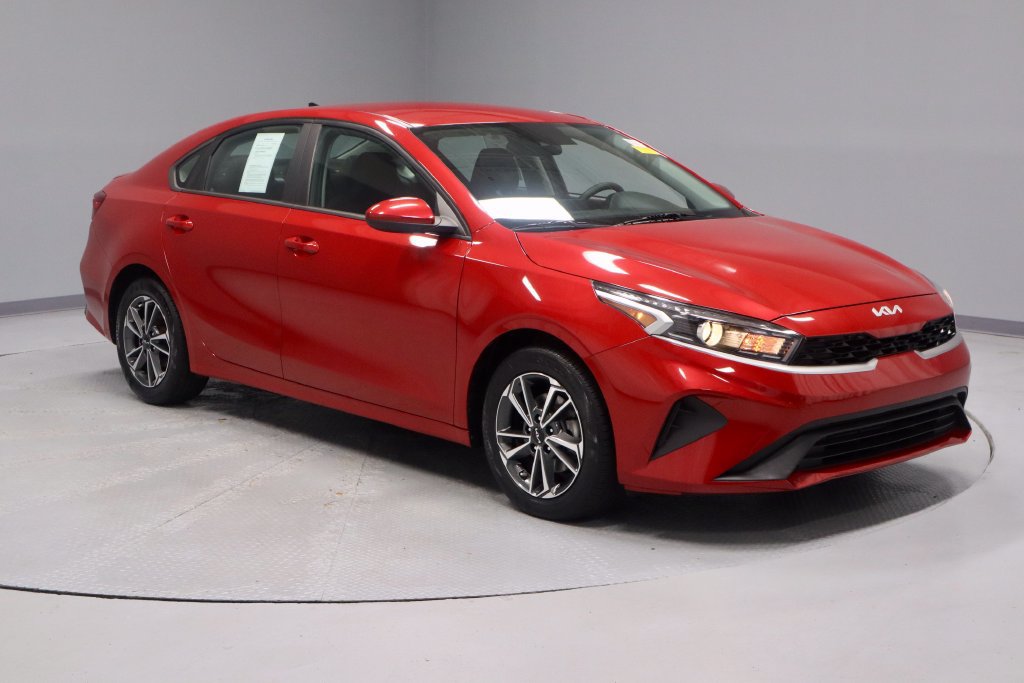 Used 2023 Kia Forte LXS FWD image 1