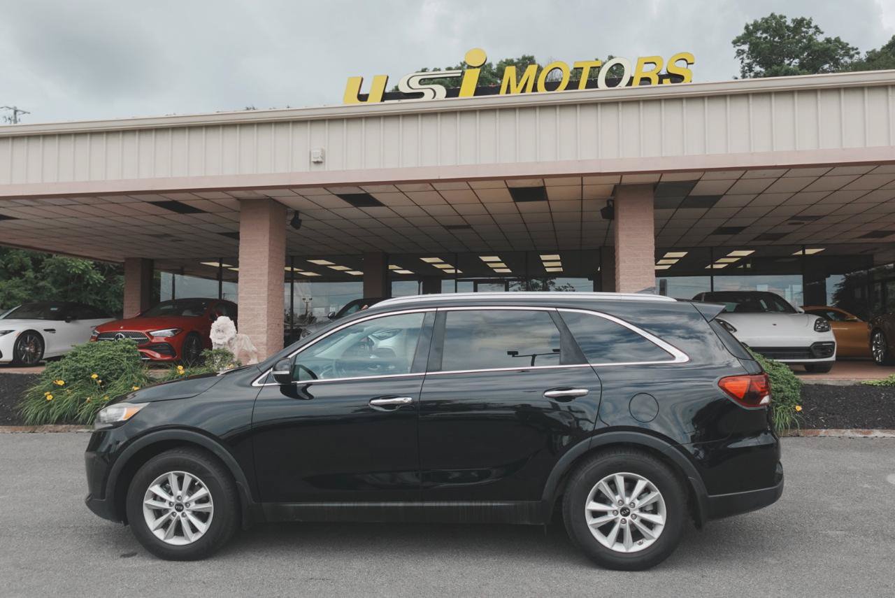 Used 2019 Kia Sorento FWD w/ LX Convenience Package image 4