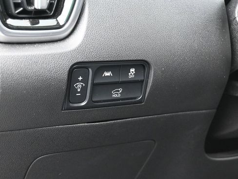 Used 2023 Kia Sorento SX image 16