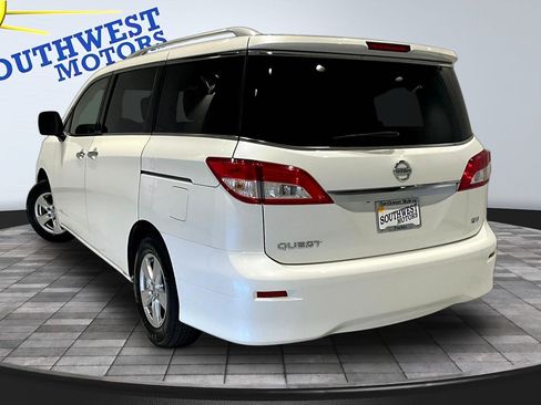 Used 2016 Nissan Quest SV FWD image 5