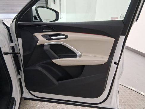 Certified 2025 Audi Q5 Premium Plus w/ Premium Plus image 28