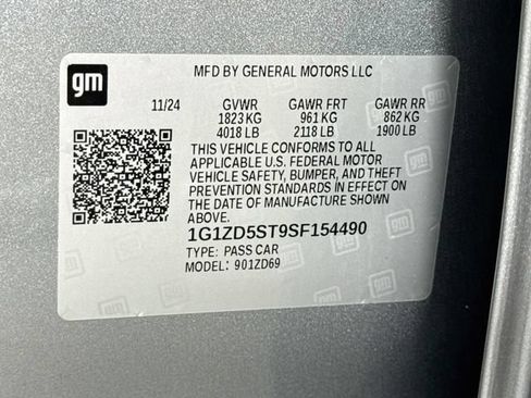 Used 2025 Chevrolet Malibu LT FWD image 32
