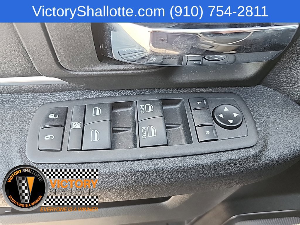 Used 2023 RAM 1500 Warlock AWD/4WD image 19