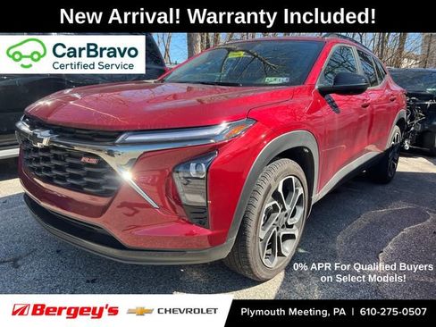 Used 2025 Chevrolet Trax RS w/ Sunroof Package image 1