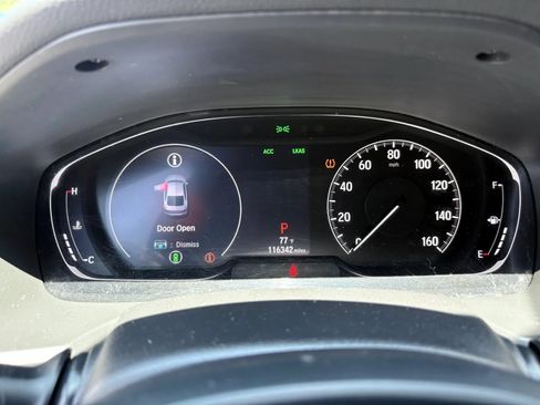 Used 2018 Honda Accord Sport image 26