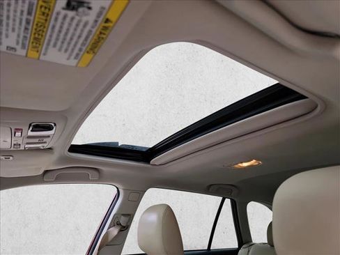 Used 2016 Subaru Outback 2.5i Limited AWD/4WD image 19